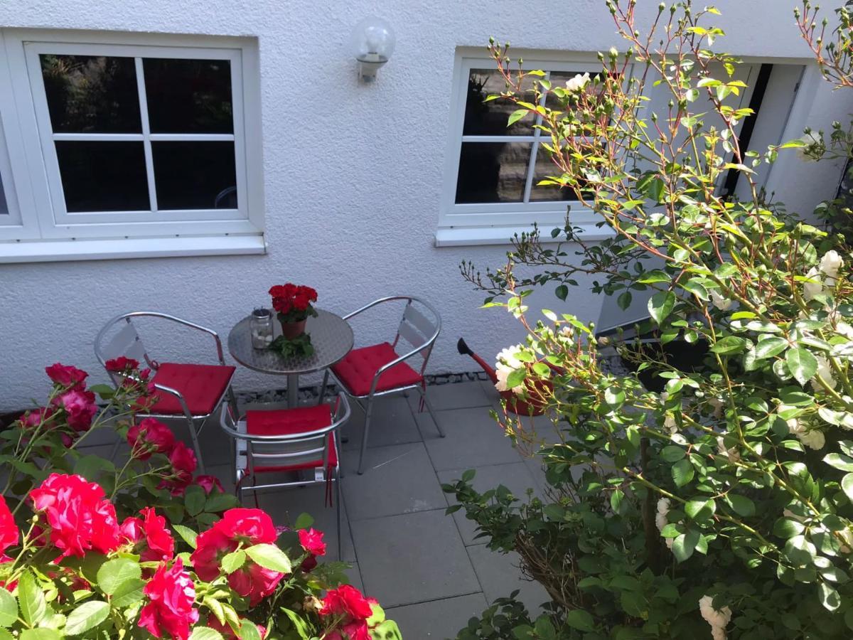 Modernes Apartment Mit Terrasse Und Highspeed Internet Zwischen Aalen Und Schwaebisch Gmuend Goggingen Eksteriør bilde
